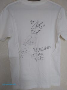ELLEGARDENメンバー全員のサイン入りTシャツ